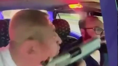 Aracına bindiği taksi şoförünü silahla tehdit edip gasbetti