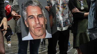 ABD'li bakan: Milyarder Jeffrey Epstein'in çocuk istismarı içeren on binlerce videosu var