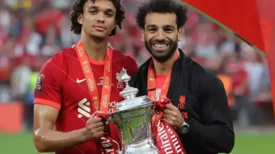1 hafta önce şampiyon olan Liverpool'da ilk ayrılık resmen duyuruldu