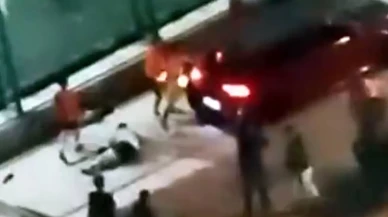 Halı sahada kavga: 1 kişi bıçaklandı,1 kişi yaralı