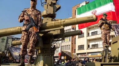 Devrim Muhafızları'ndan İsraillilere iki seçenek: Ya yavaş bir ölüm ya kaçış