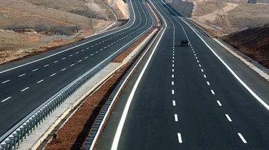 Otoyol ücretlerine otomatik zam!