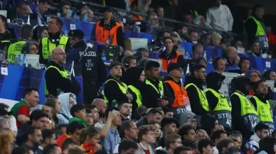 Uluslar Ligi finalinde tribünden düşen taraftar hayatını kaybetti