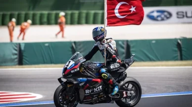 Toprak Razgatlıoğlu Misano'da tarih yazdı!