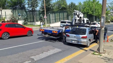 Ankara’da şok eden olay: Bakanlığın önünde havaya ateş açan emekli polisi bacağından vurdu