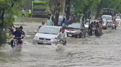 Pakistan'da bilanço artıyor! Ölü sayısı 117'ye yükseldi!