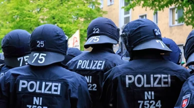 Alman polisi, Gazze'ye destek gösterisine müdahale etti: Çok aayıda gözaltı!