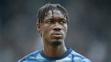 Roma bırakmak istemiyor Mourinho bizzat aradı seni takımda istiyorum