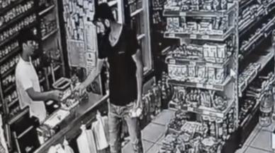 Kahvaltılık yumurtayla başladı, cinayetle bitti: Ev arkadaşının boğazını kesti!