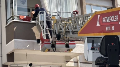 İşe gitmeyince arkadaşları telaşlandı! Ekipler camdan girdi bakın ne halde bulundu