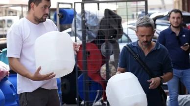 İzmir’de su krizi: Vatandaşlar su ihtiyacını bidonlarla karşılıyor!