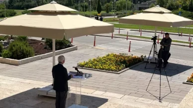 Milletvekilinin basın toplantısını sadece tek izleyici katıldı!