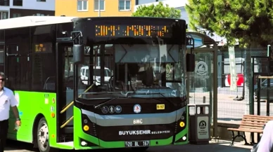 CHP'li belediyeden skandal uygulama! Otobüsler 30 Ağustos'ta bayraksız sefer yaptı