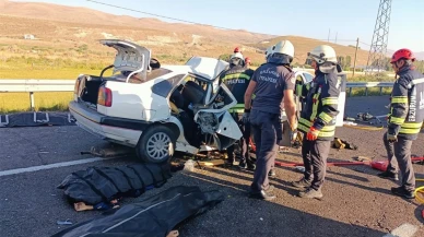 Erzurum’da katliam gibi kaza: Ortalık adeta kan gölüne döndü! 4 ölü, 4 yaralı