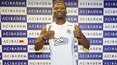 Beşiktaş'ın yeni golcüsü El Bilal Toure İstanbul'da