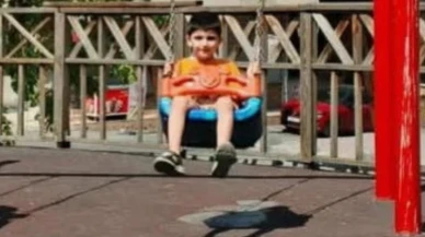 Küçükçekmece'de yürek yakan ölüm! Otizmli Adem gölde hayatını kaybetti