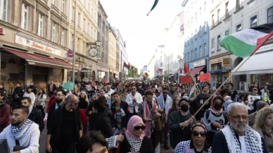 Berlin’de Filistin’e destek yürüyüşüne 100 bini aşkın kişi katıldı