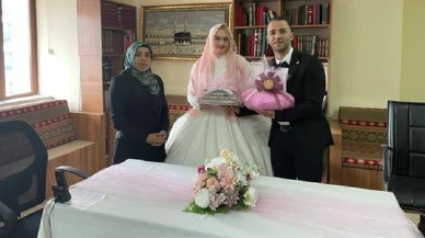 Hollandalı gelin Söke’de müslüman oldu