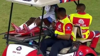 Beşiktaşlı Ndidi'den kötü haber: Sahayı sedyeyle terk etti