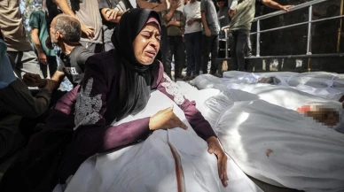 İsrail'in Gazze'ye bugün düzenlediği saldırılarda hayatını kaybedenlerin sayısı 100’ü geçti