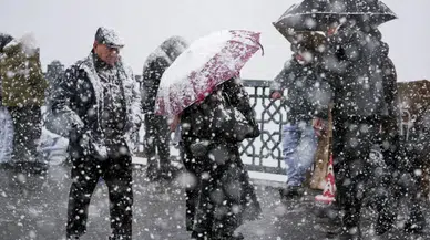 Meteoroloji 12 il için kar uyarısı yaptı sıcaklık kuzey ve iç kesimlerde 9 derece düşecek