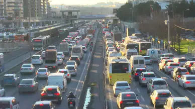 İstanbul’da ilk iftar telaşı: Trafik yoğunluğu yüzde 85’e çıktı