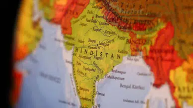 Hindistan’da vahşet: Anne ve 10 aylık bebeği yakılarak öldürüldü