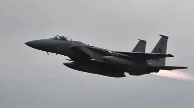 İran'ın batısında ABD'ye ait F-15 savaş uçağı düştü