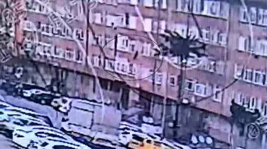 Kayseri’de 5. kattan atlayan kişi hayatını kaybetti: O anlar kameraya yansıdı