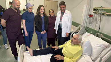 Kalbi 3 saat durdurularak aort damarı değiştirildi