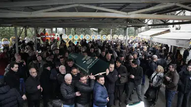 Erol Köse son yolculuğuna uğurlandı: Cenazede dikkat çeken detay