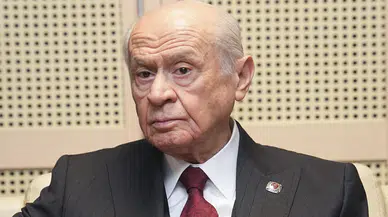 MHP lideri Bahçeli’nin yüzüğü ve rozeti dikkat çekti