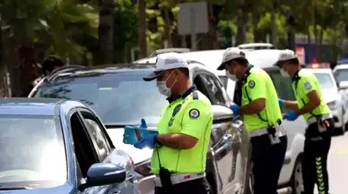Araçta zorunlu ekipman dönemi: Ekipmanı olmayan sürücülere ceza uygulanacak