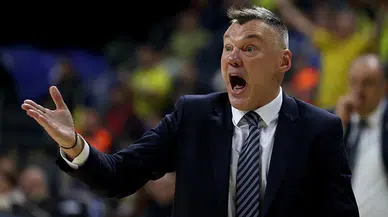 Dubai'de uçuş krizi: Sarunas Jasikevicius Dubai’de mahsur kaldı