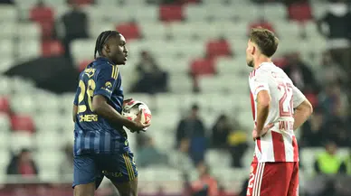 Antalyaspor Fenerbahçe maç özeti 2-2! Kanarya Antalya'da da takıldı