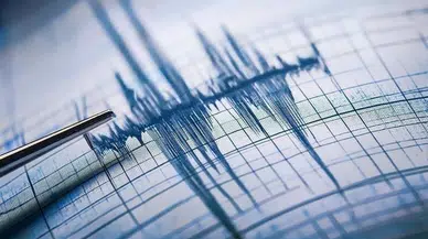 AFAD uyurdu: Antalya'da deprem