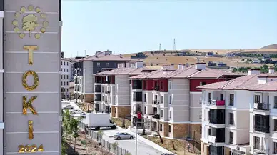 İstanbul Kurası 25 Nisan’da! TOKİ’ye kura gecikmesinden milyonluk faiz geliri