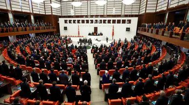 Sosyal medya ve doğum izni düzenlemelerini içeren kanun teklifi TBMM'de kabul edildi