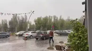 Ankara’da sağanak hayatı olumsuz etkiledi: Ulaşım aksadı