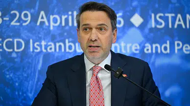 Alparslan Bayraktar'dan Özgür Özel'e: Bu konuda hiçbir şey bilmiyorsunuz