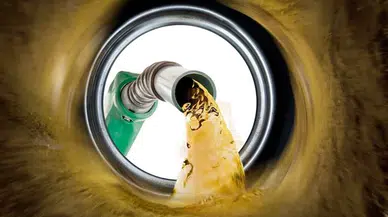 Büyük Motorin indirimini eşel mobil yedi! 2.33 TL'lik indirim kuruşa düştü
