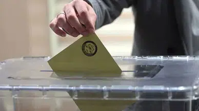 Son ankette zirve değişmedi: En yakın rakibine 15 puan fark attı