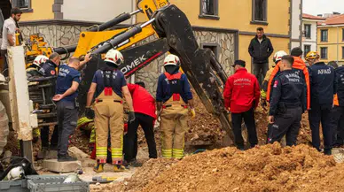 Manisa’da altyapı çalışmasında göçük 55 yaşındaki işçi hayatını kaybetti