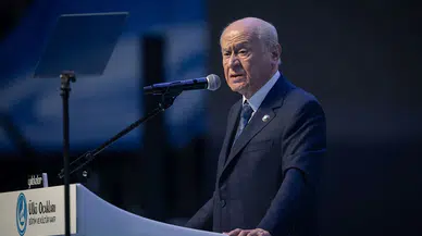 MHP lideri Bahçeli: "Kılıcın yanına algoritma, sancağın yanına yazılım eklenmiştir"