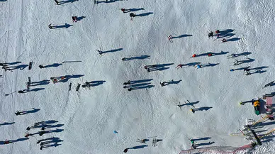 Uludağ’da mayıs ayında kar sürprizi: Kar kalınlığı 67 santimetreye ulaştı