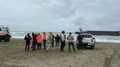 Sakarya’da karaya oturan “NINOVA” gemisinde kurtarma hazırlığı