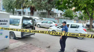 Manisa'da dengesini kaybedip yere düşen seyyar satıcı yaşamını yitirdi