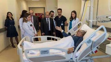 Manisa'da beyin pili ameliyatıyla yeniden yürümeye başladı