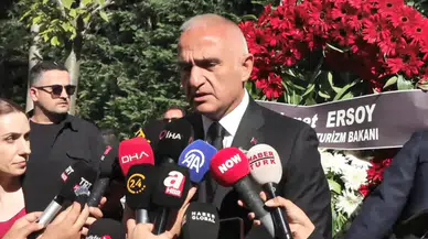 Bakan Ersoy: "Kadir İnanır çok eşsiz bir değerdi"