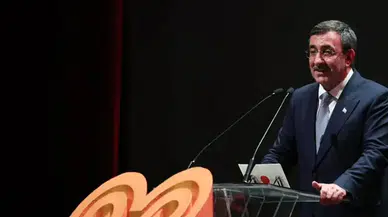 Cevdet Yılmaz: "Hem güçlü, hem haklı olmak zorundayız"